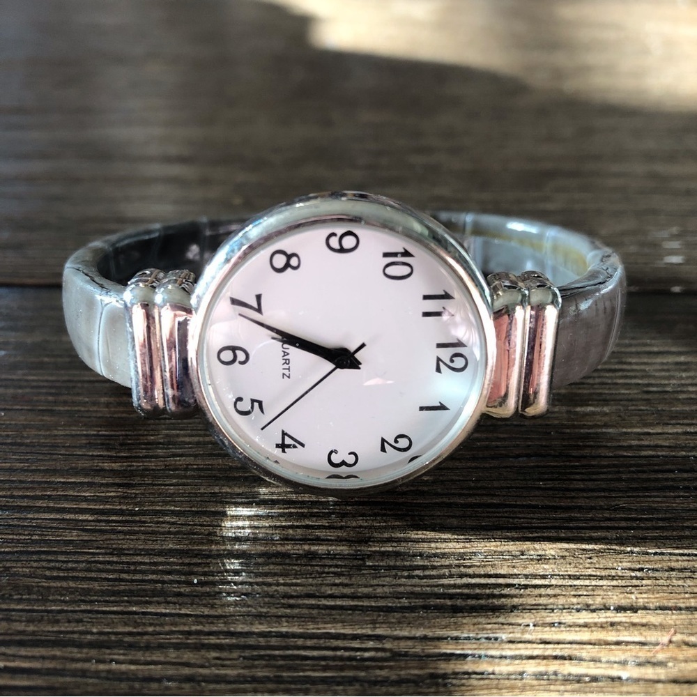 Vintage gray cuff bracelet watch